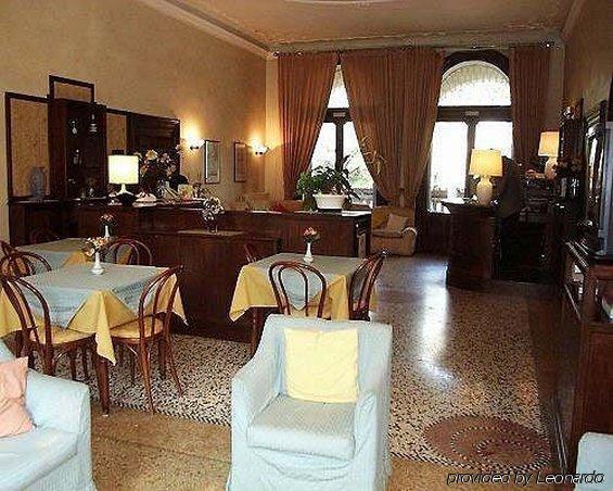 Villa Parco Venedigs Lido Restaurant billede